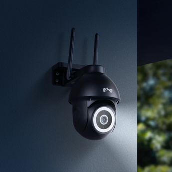 Spotlight camera's
